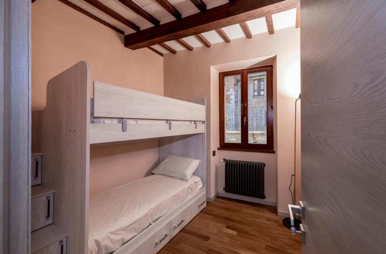B&B Luxury Apartment Suite Gubbio 2 Camere E Divano Letto Exterior foto